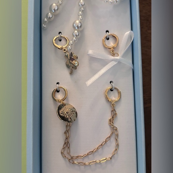 Piper K Shoe Charms with Gold and Silver Accents - Picture 3 of 3